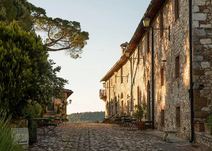 Borgo Il Poggiaccio Residenza Turistico Alberghiera Sovicille